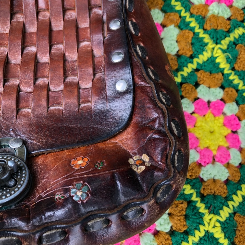 RARE vintage stamped Mexico basket weave tooled leather shoulder hobo rare gem! - Picture 3 of 17